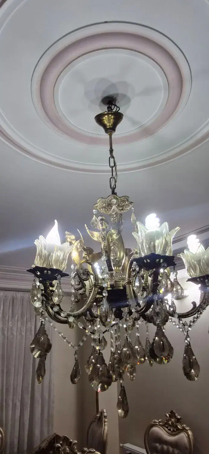 لوستر برنجی اصل ۶ شاخه طرح فرشته|لوستر و چراغ آویز|اسلامشهر, زرافشان|دیوار