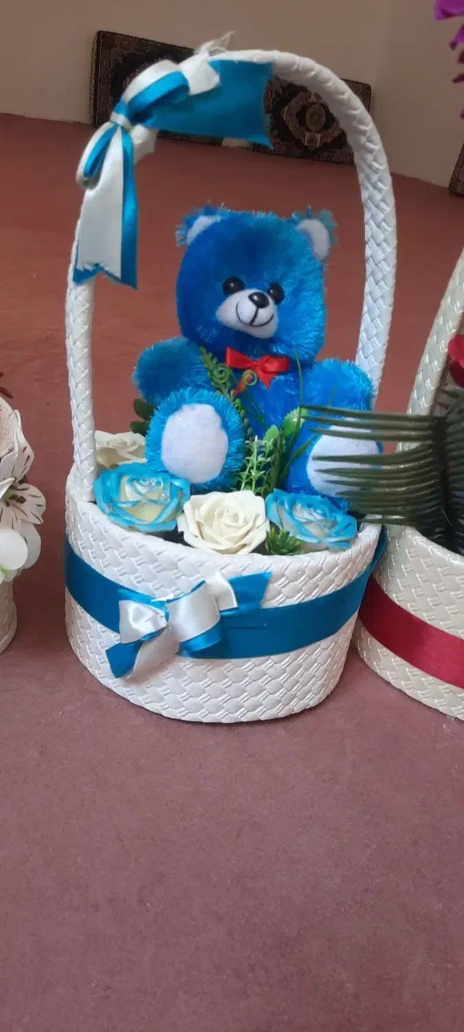 گل‌مصنوعی‌تولد‌درحد‌نوبخاطر‌کم‌بودی‌جا|گل مصنوعی|سنندج, |دیوار