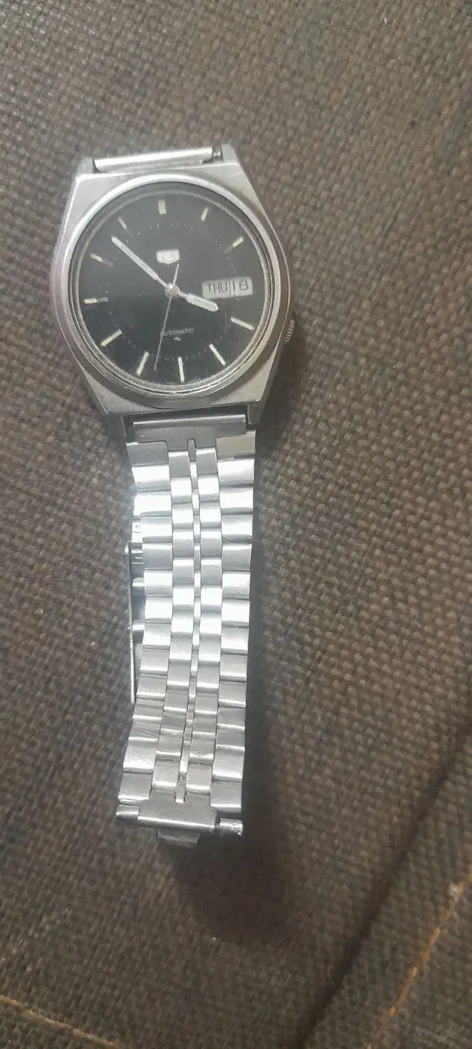 ساعت سیکو پنج|ساعت|شیروان (خراسان), |دیوار