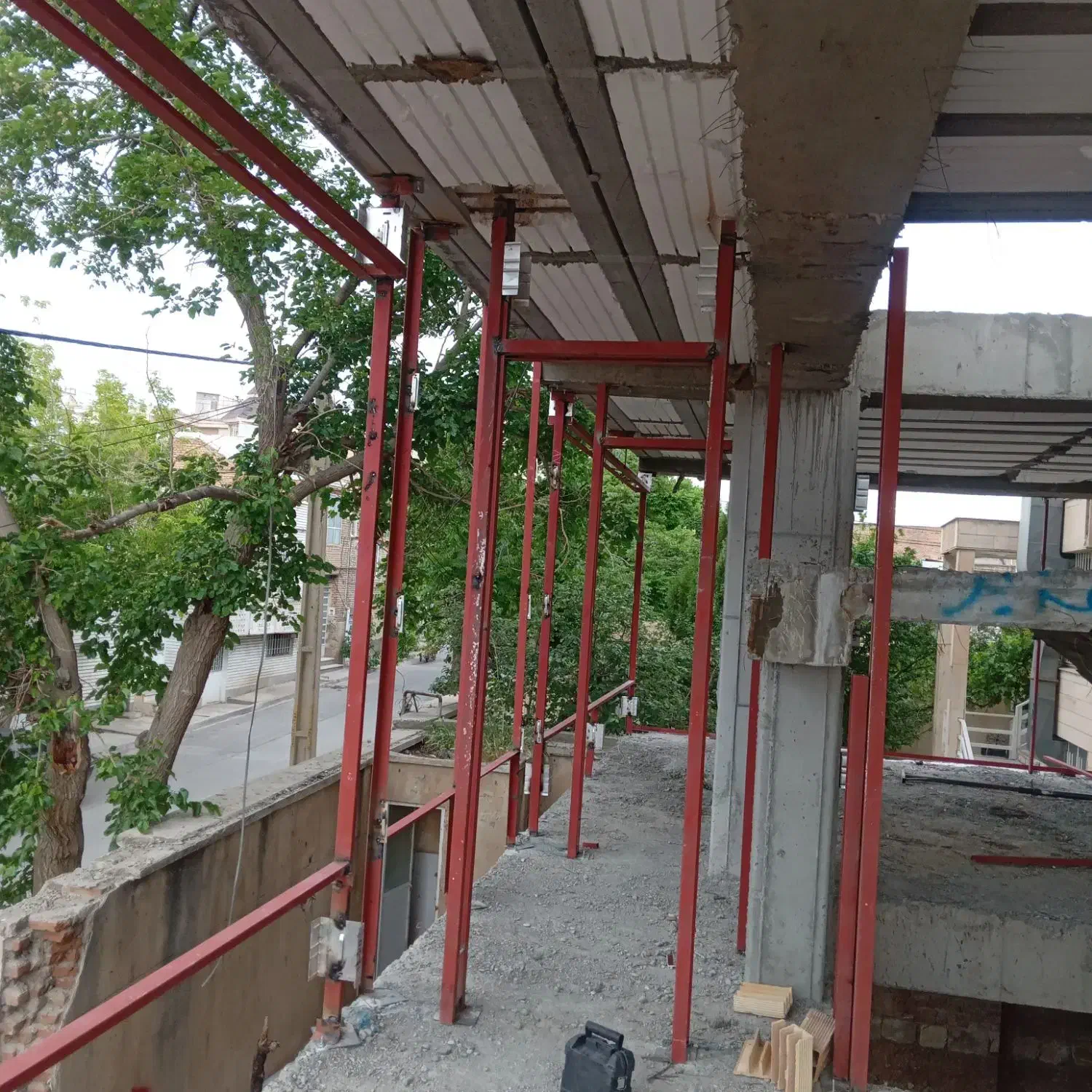 والپست و جوشکاری نبشی و نما|خدمات پیشه و مهارت|ارومیه, |دیوار