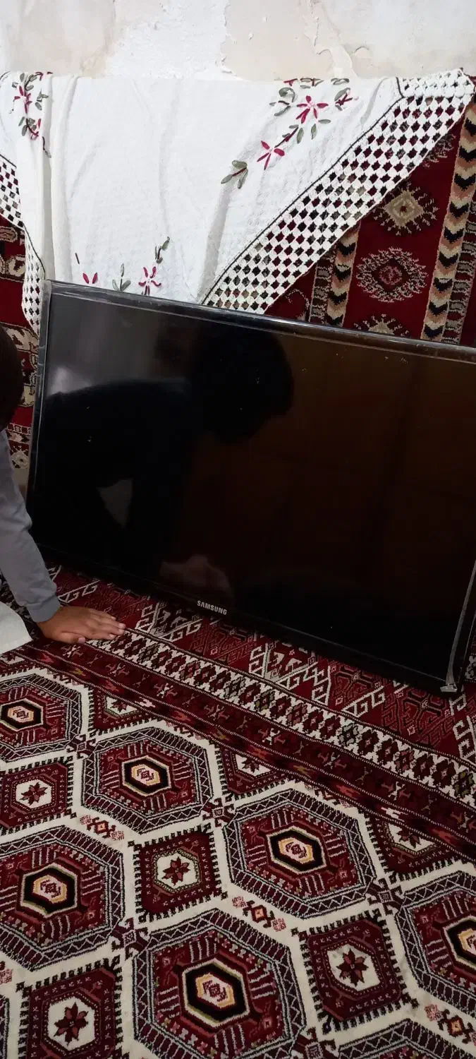 ۳۲ سامسونگ|تلویزیون و پروژکتور|بندر ترکمن, |دیوار