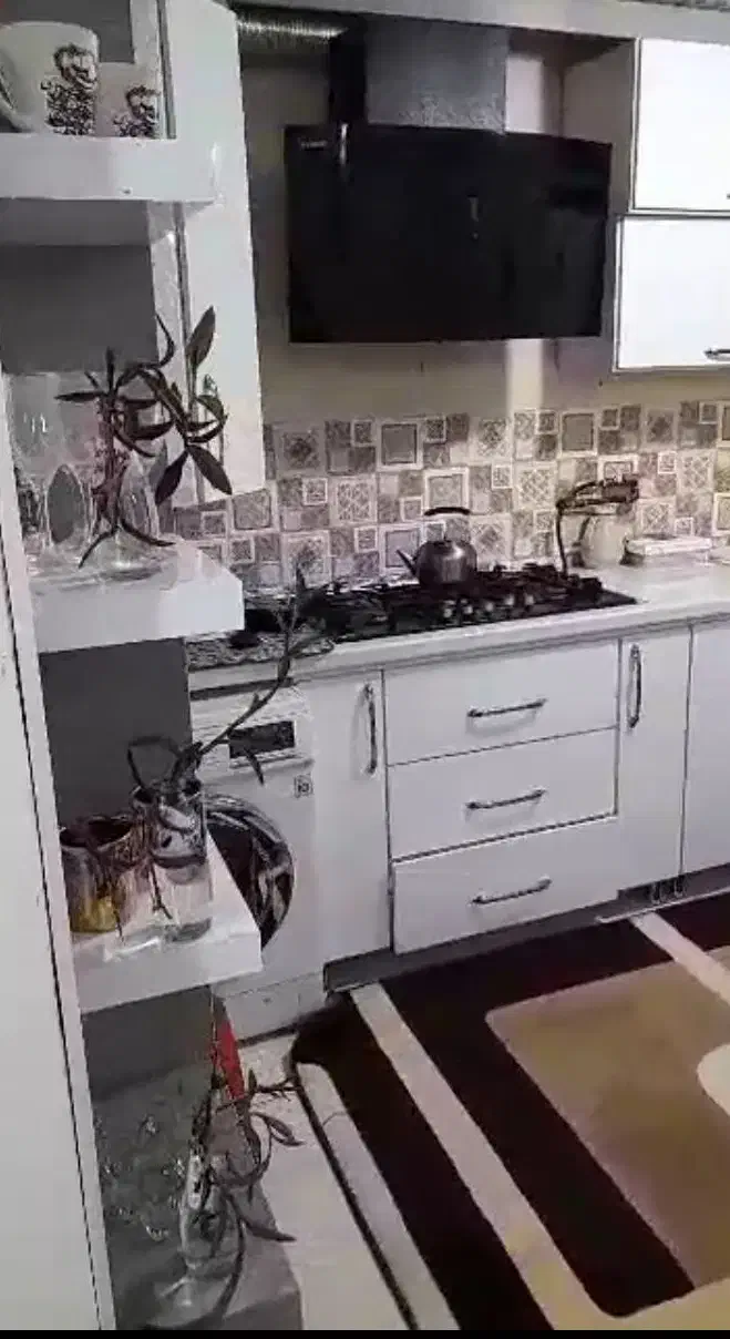 فروش فوری،واحد یک خواب ۸۰متری در فرصت شیرازی|فروش آپارتمان|شیراز, شریفآباد|دیوار