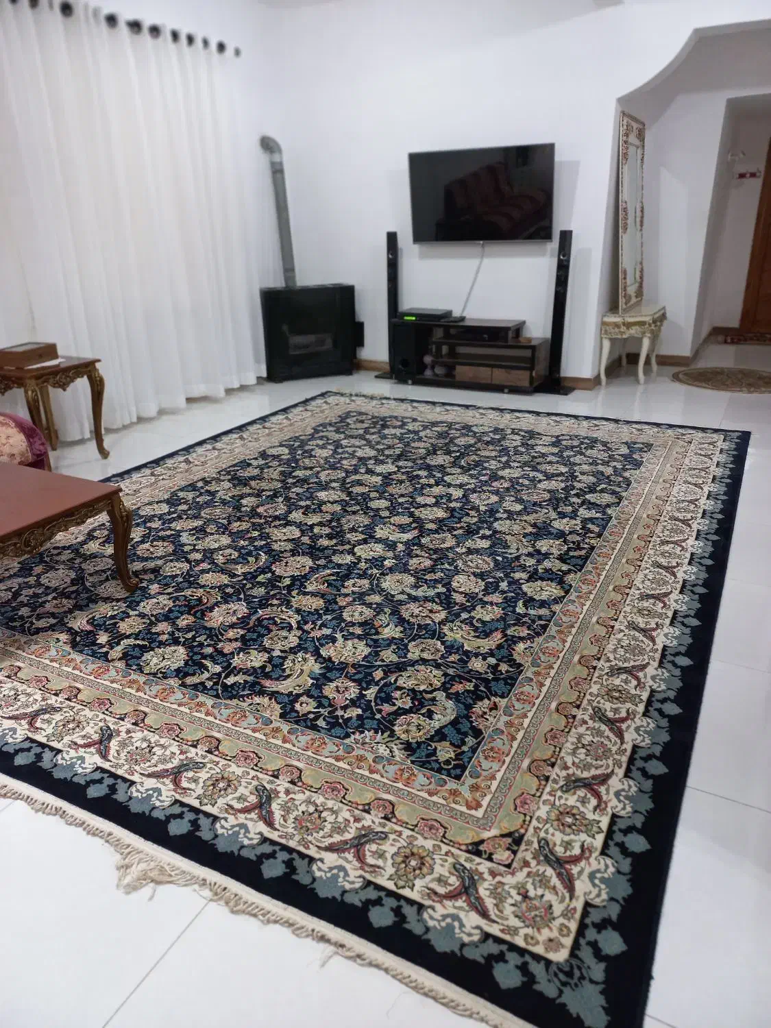 ویلا پارسا|اجارهٔ کوتاه‌مدت ویلا و باغ|چابکسر, |دیوار