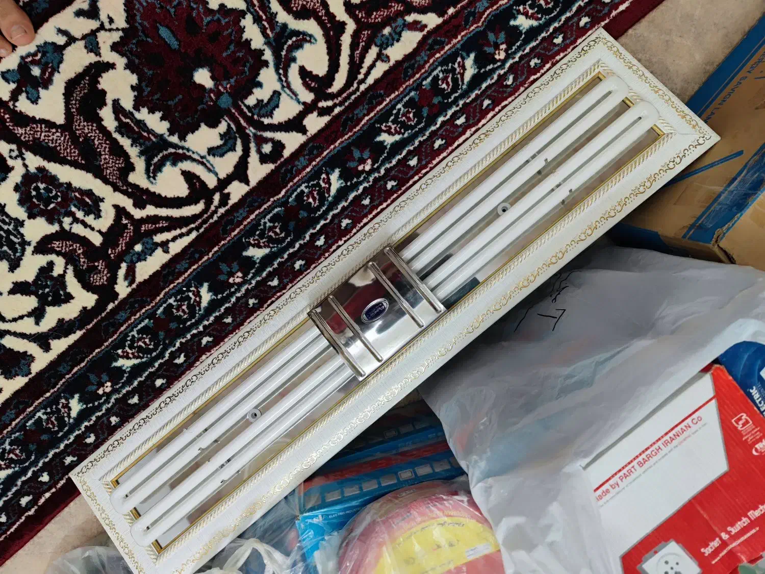 لامپ نسل جدید مهتابی۴شعله|لامپ و چراغ|کنارک, |دیوار