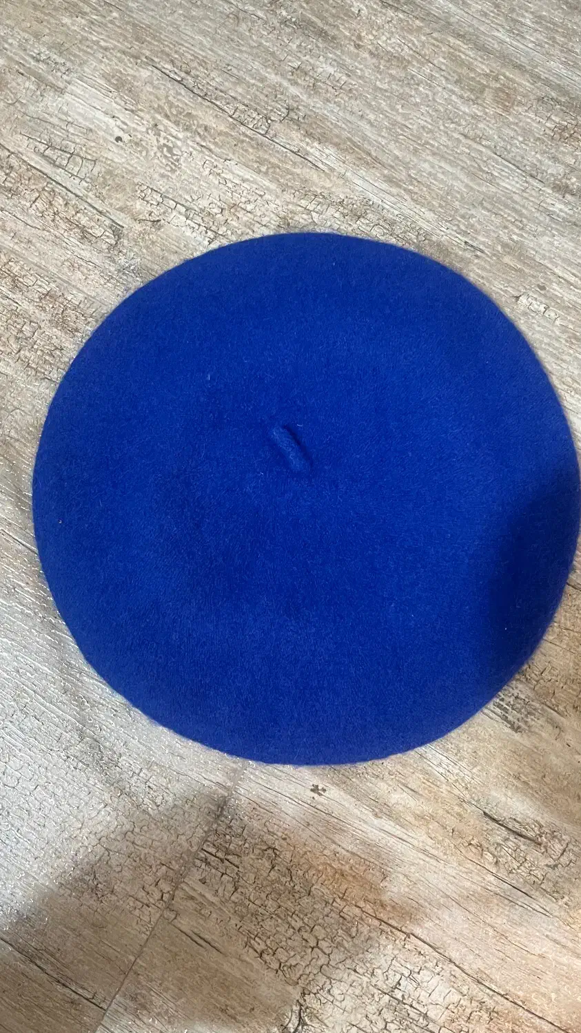 کلاه فرانسوی کنفی|لباس|رشت, توشیبا|دیوار