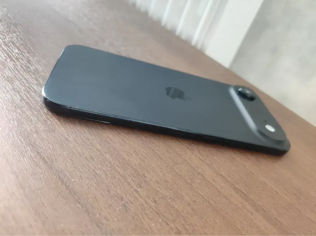 ایفون ۱۷ ایر|موبایل|بجنورد, |دیوار