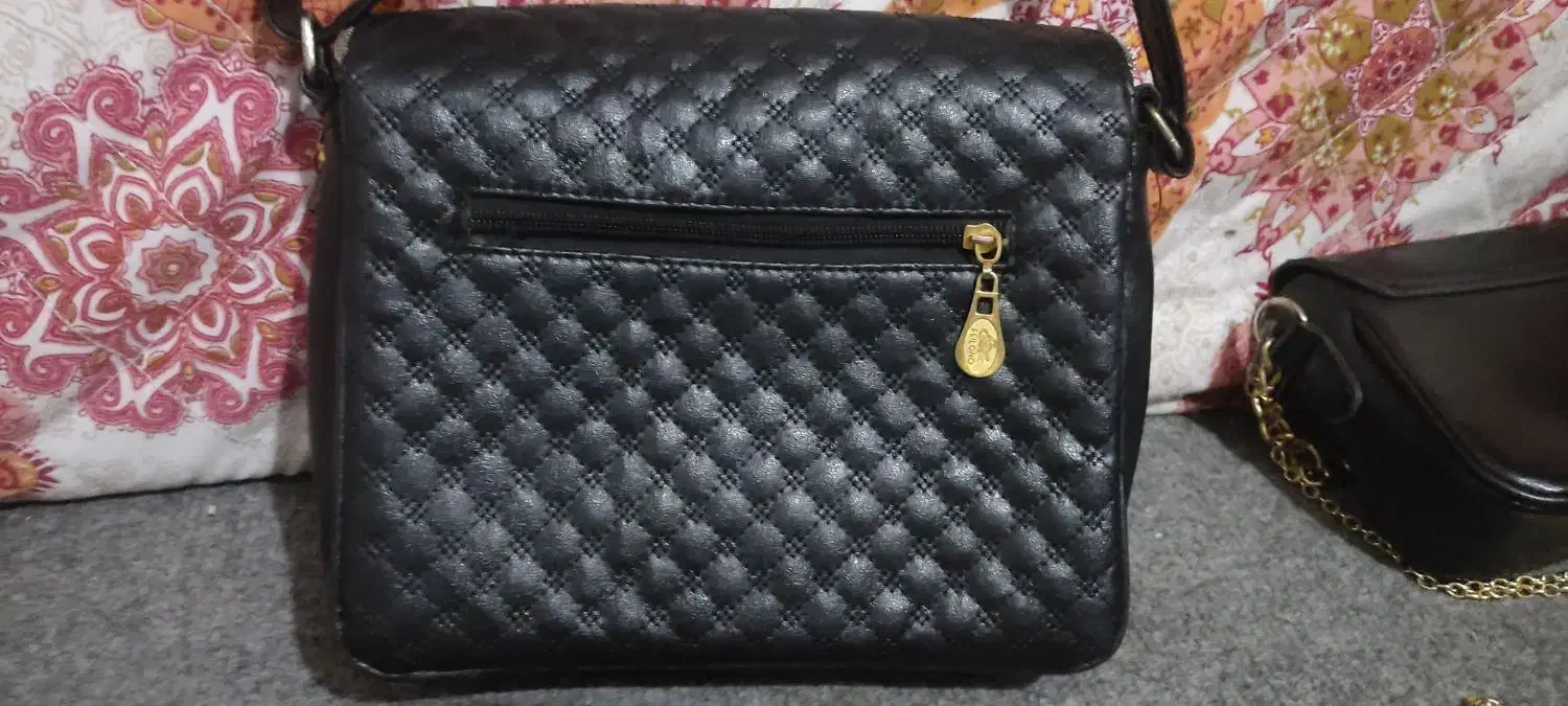 کیف رو دوشی در حد نو|کیف، کفش، کمربند|شیراز, بازار|دیوار