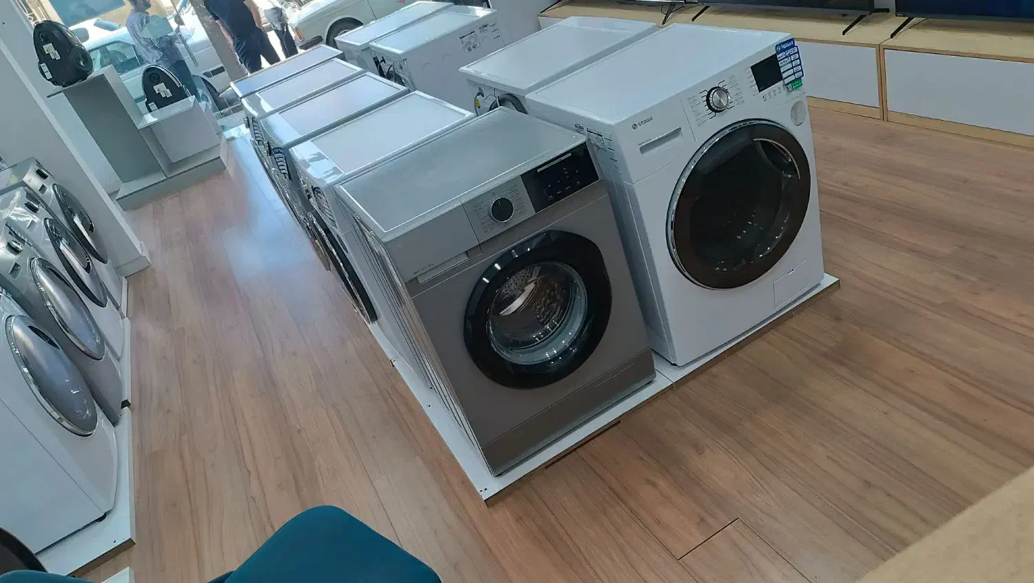 فروش ویژه تلوزیون و لباسشویی اسنوا و دوو|تلویزیون و پروژکتور|نهاوند, |دیوار