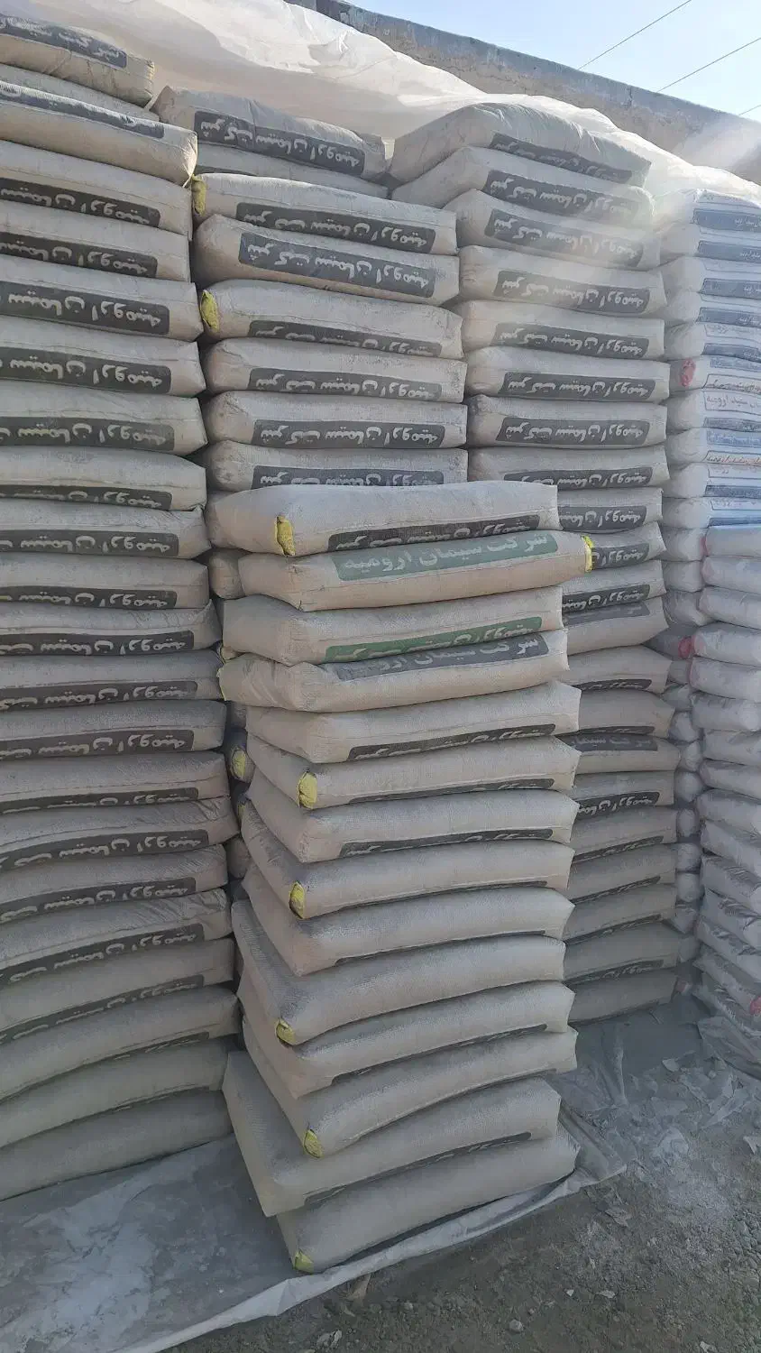 کارگر لازم برای مصالح فروشی|استخدام معماری، عمران و ساختمانی|ارومیه, |دیوار