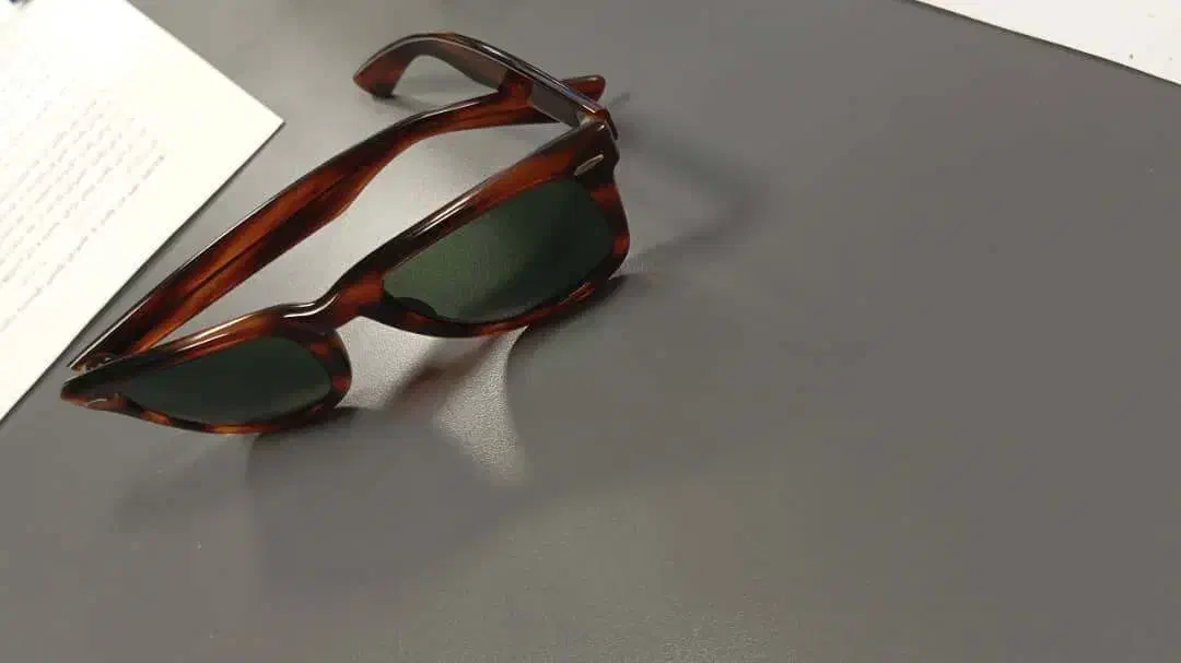 عینک ریبن اصل مدل Wayfarer|زیورآلات و اکسسوری|تهران, فلسطین (میدان انقلاب)|دیوار