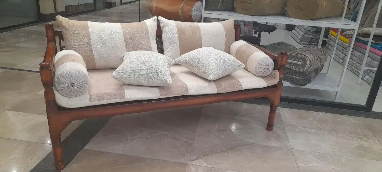 ست شاه نشین وکناره پارچه های ترک|پشتی|بروجرد, |دیوار