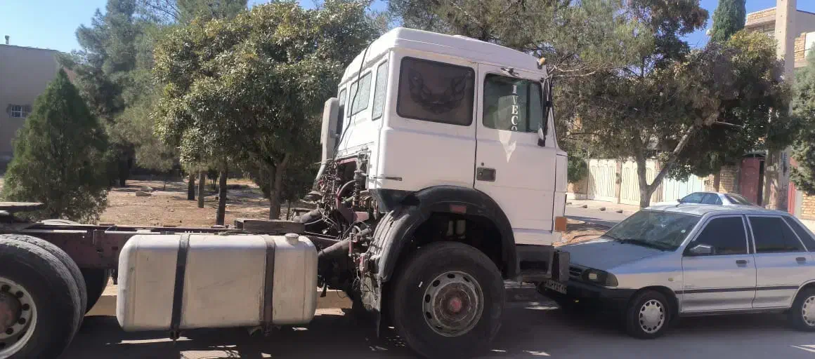 کشنده ایویکو 330|خودرو سنگین|مرودشت, بیست متری بیمارستان|دیوار