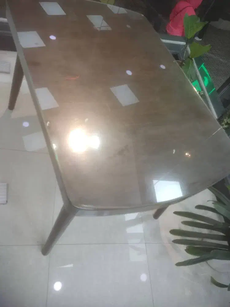 میزناهار خوری بهمراه صندلی|میز و صندلی غذاخوری|رشت, گلباغ نماز|دیوار