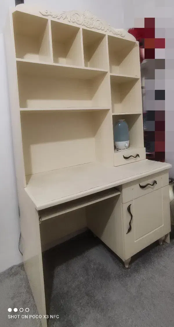 میز تحریر و کتابخانه|میز تحریر و کامپیوتر|باغستان, |دیوار