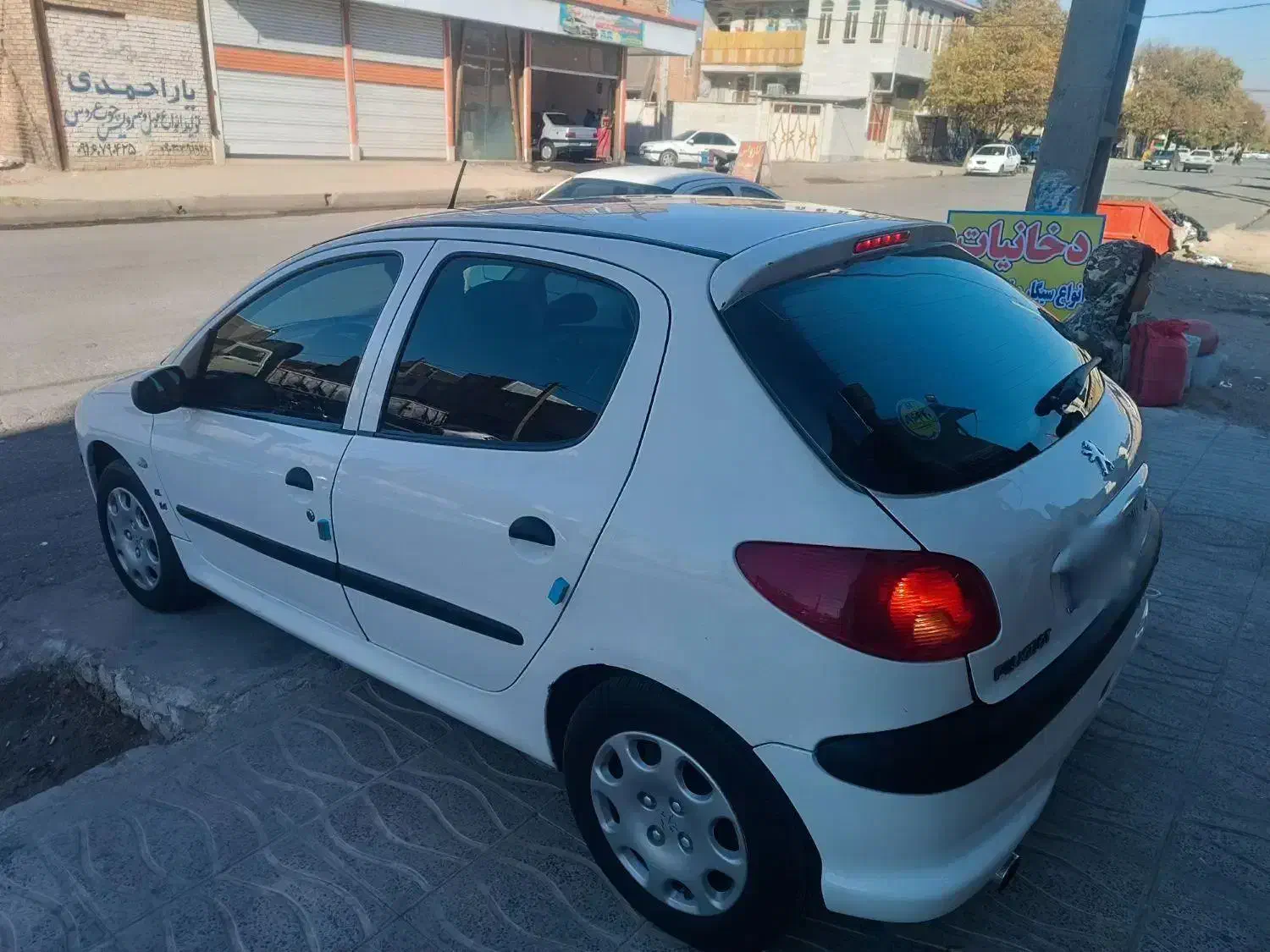 206 تیپ 2|خودرو سواری و وانت|بروجرد, |دیوار