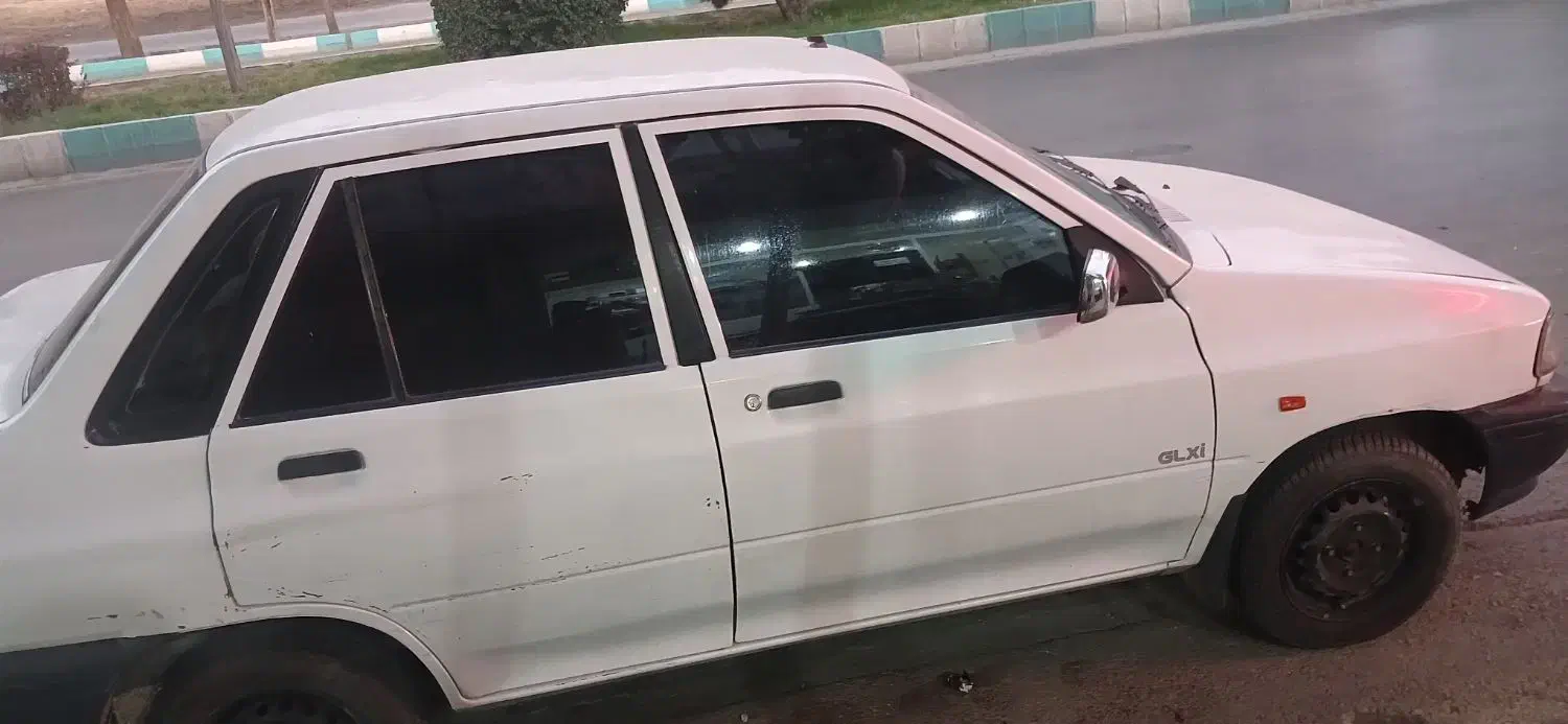 شیشه دودی ضدخش جنس خوب با قیمت مناسب|قطعات یدکی و لوازم جانبی|ابریشم, |دیوار