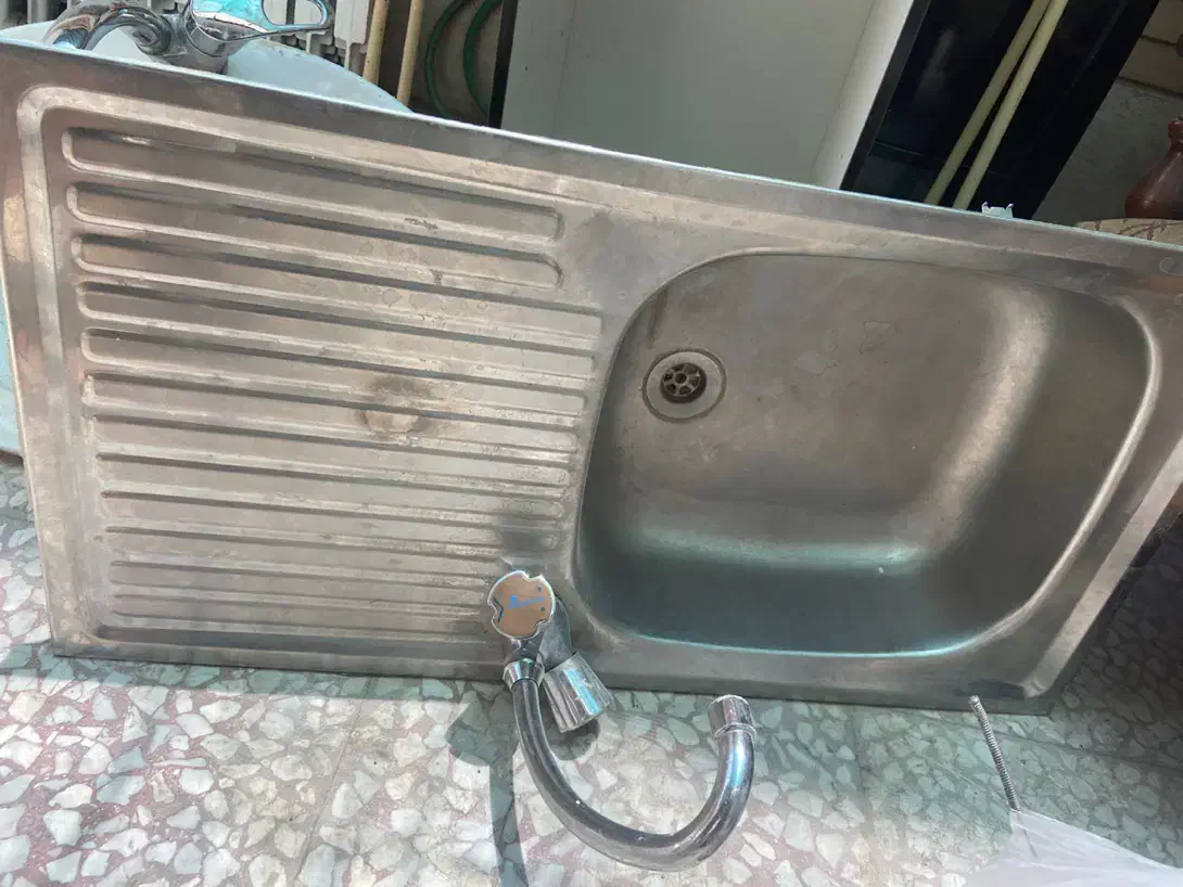 باریسول سقف و سینک ظرفشویی با شیر و دریچه کولر و|مصالح و تجهیزات ساختمان|اصفهان, جلفا|دیوار