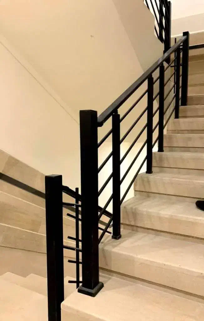 نرده استیل عالی((با چک مدت دار))|خدمات پیشه و مهارت|قم, دورشهر|دیوار