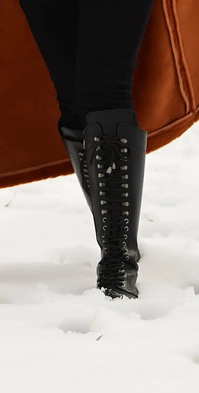 بوت بلند مشکی|کیف، کفش، کمربند|آکند, |دیوار