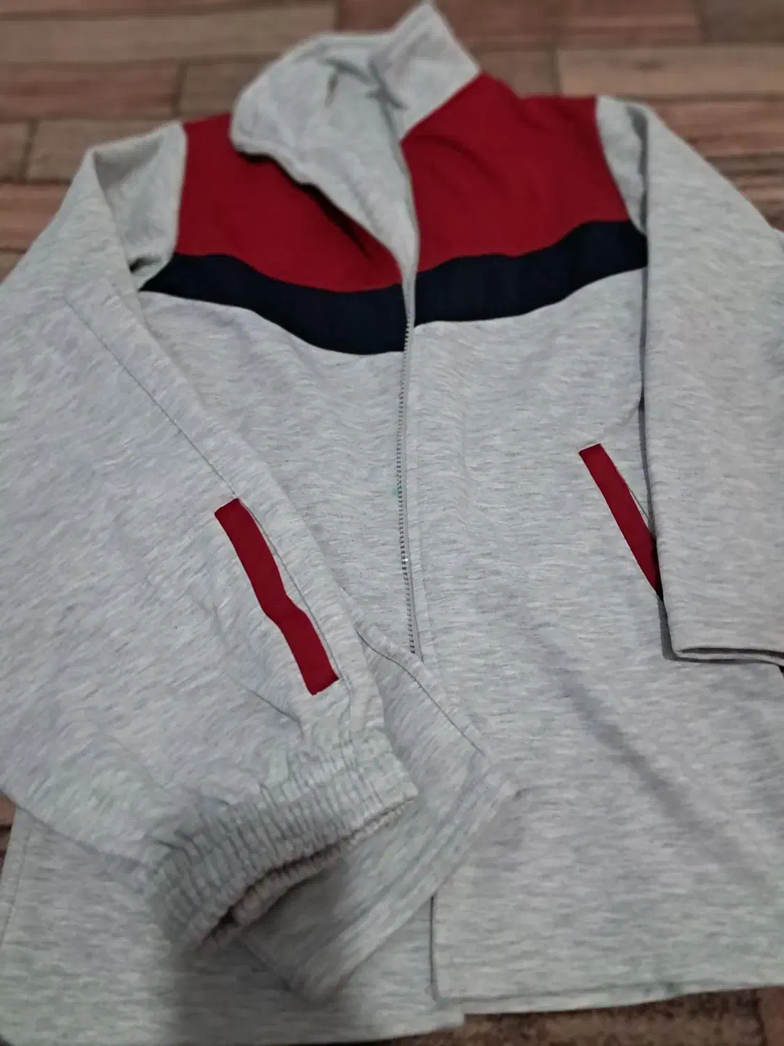 سویشرت شلوارست ۲۸۰درحددنووبقیه هم قیمت میدم|کفش و لباس بچه|تربت جام, یحیی آباد|دیوار