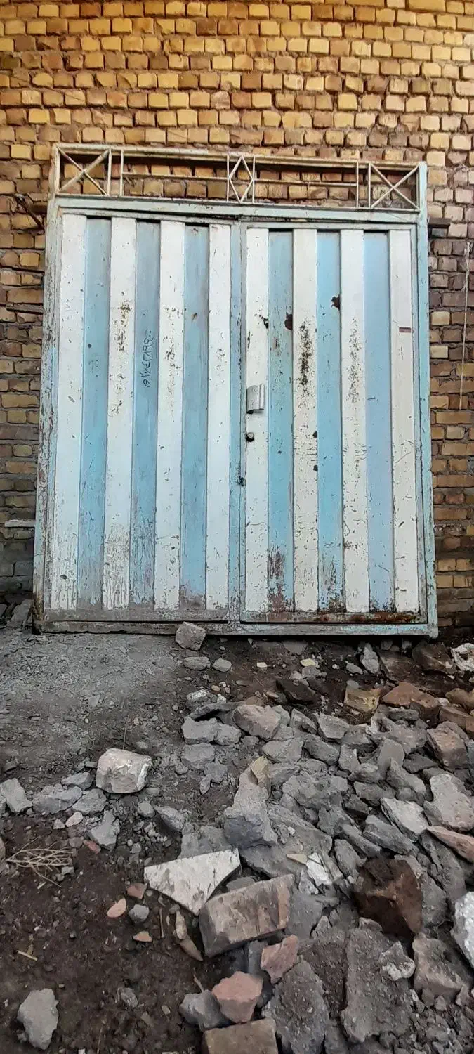 درب حیاتی|مصالح و تجهیزات ساختمان|نیشابور, کوی حسینی|دیوار