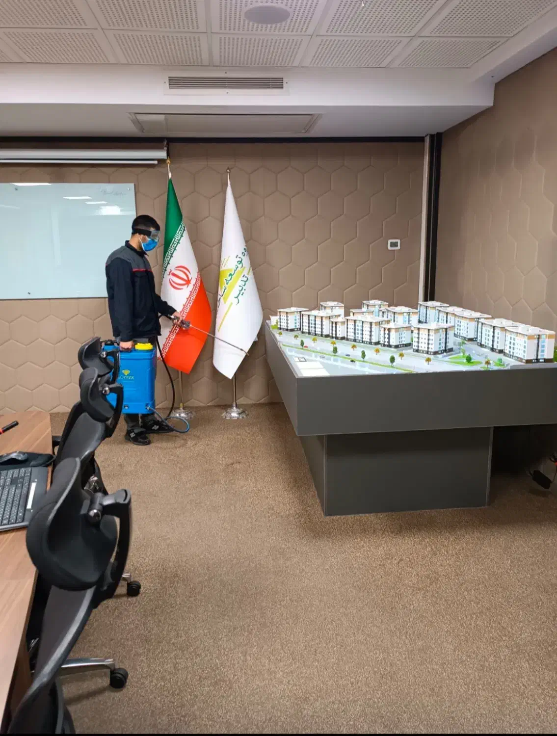 شرکت سمپاشی سوسک ساس موش سم پاشی باضمانت کتبی|خدمات نظافت|تهران, پاسداران|دیوار