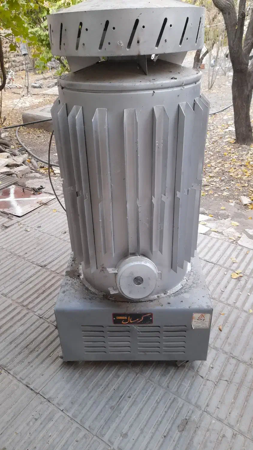 بخاری بزرگ کارگاهی|بخاری، هیتر، شومینه|بافت, |دیوار