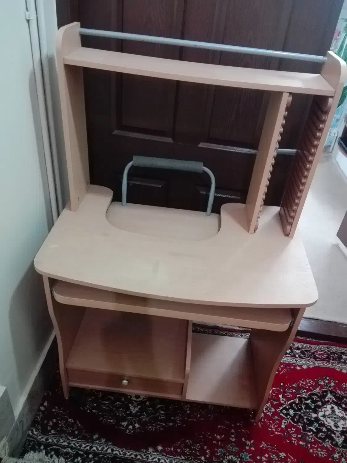 میز کامپیوتر ام دی اف بسیار تمیز|میز تحریر و کامپیوتر|مشهد, گلبرگ شمالی|دیوار