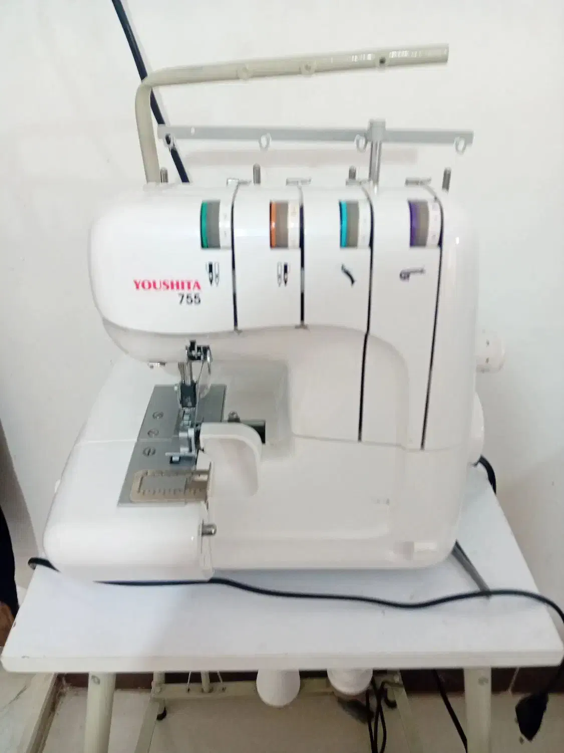 سردوز|چرخ خیاطی و ریسندگی|لاهیجان, قیام|دیوار