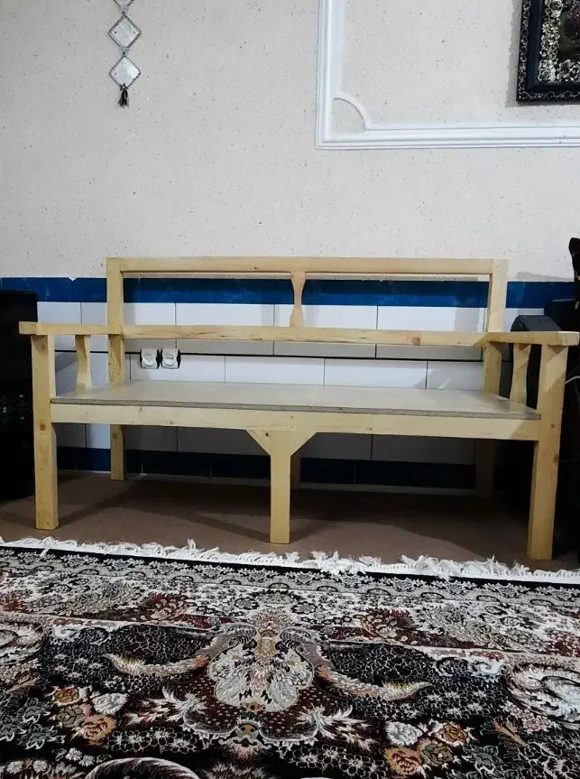 میز یا مبل چوبی|مبلمان خانگی و میز عسلی|خرم‌آباد, |دیوار