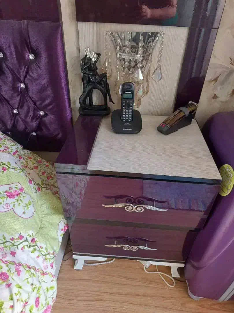 تخت دونفره|تخت و سرویس خواب|بومهن, |دیوار