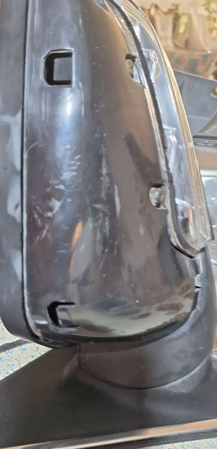 چراغ جلو سمت رانند یک عدد و آینه سمت چپ|قطعات یدکی و لوازم جانبی|کاشان, شهرک امیرالمومنین|دیوار