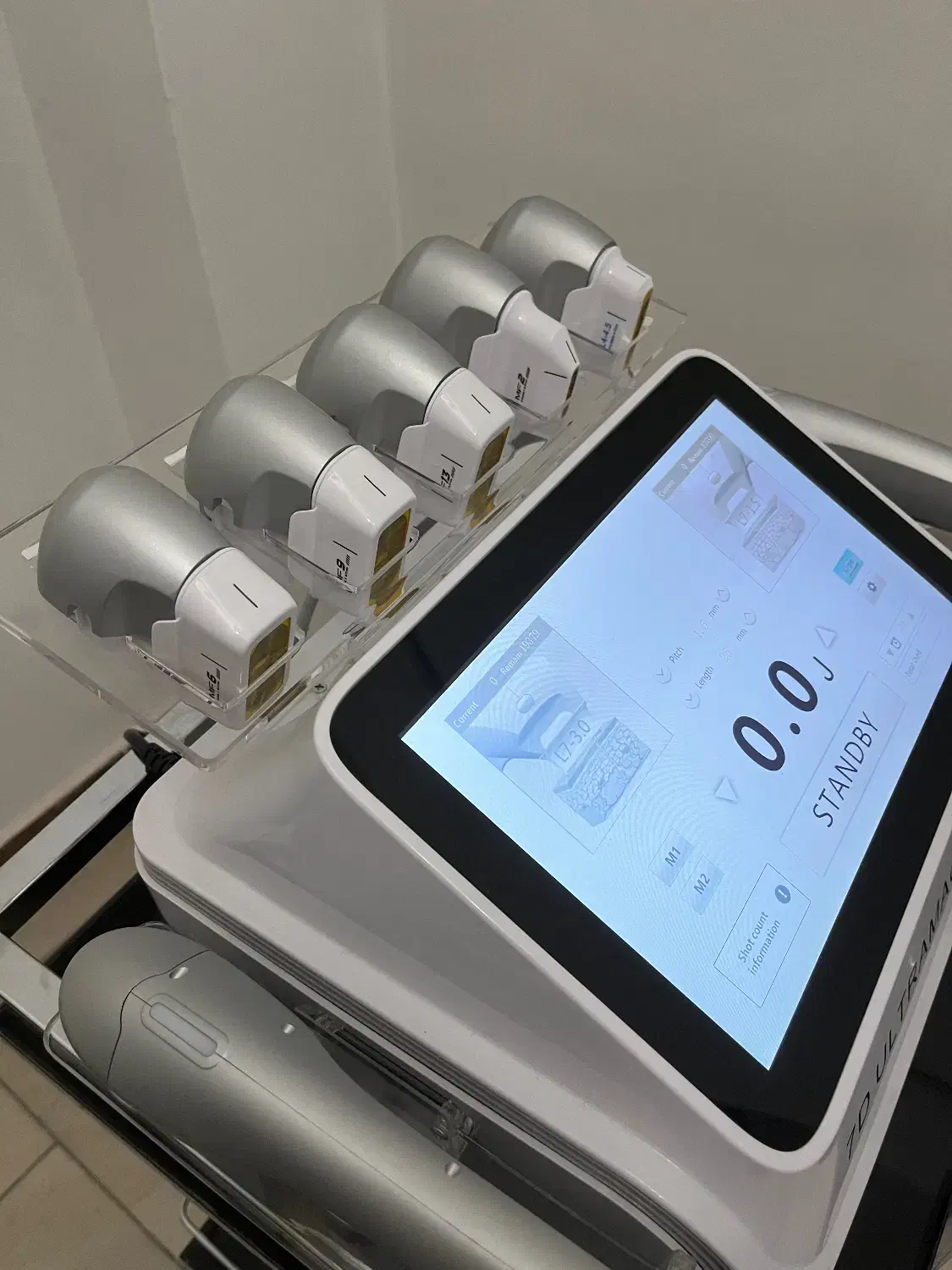 فروش هایفو ۷بعدی الترا ۷تا هندپیس کاملا نو|پزشکی|قائم‌شهر, |دیوار