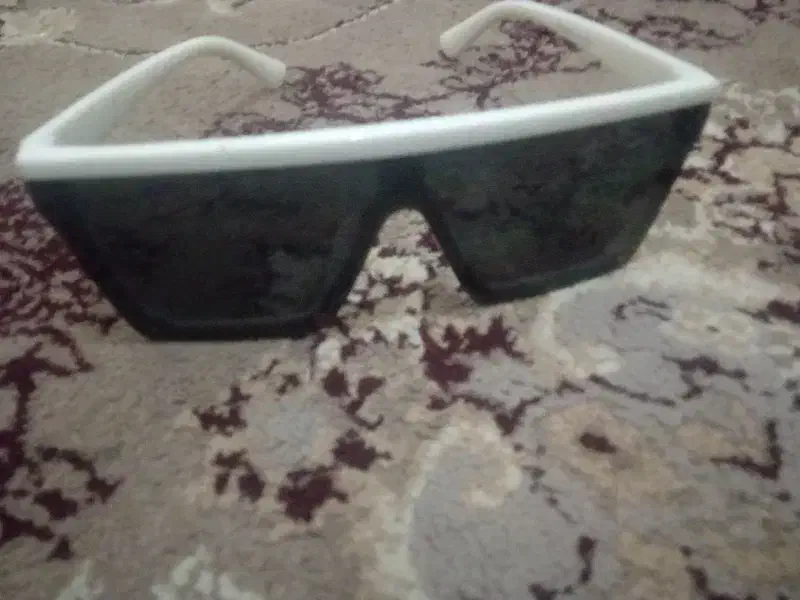 عینک دودی|بدلیجات|لنگرود, |دیوار