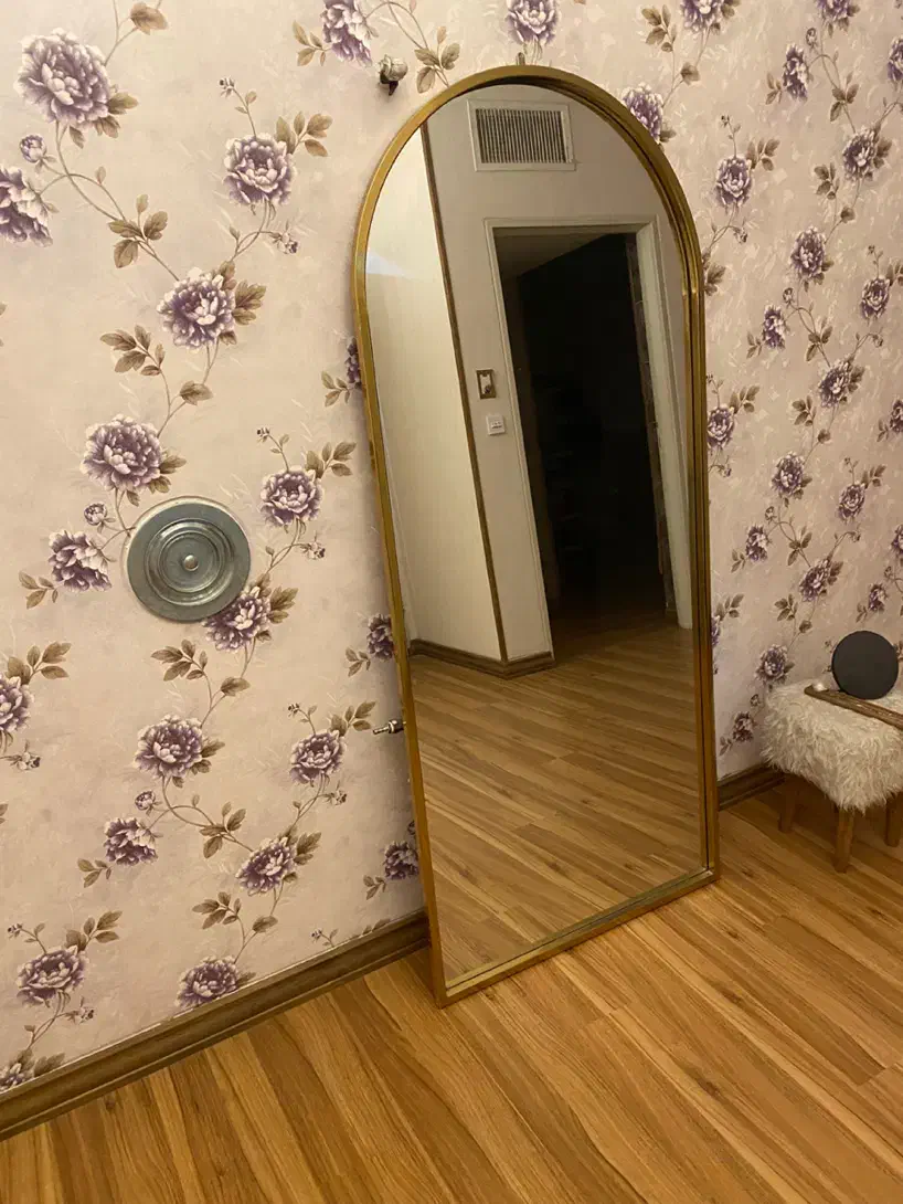 اینه قدی|آینه|شیراز, قصرالدشت|دیوار