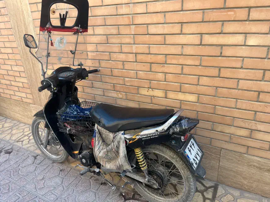 ویو ۱۲۵ مدل ۹۱ مدارک تکمیل|موتورسیکلت|اصفهان, مارچین|دیوار