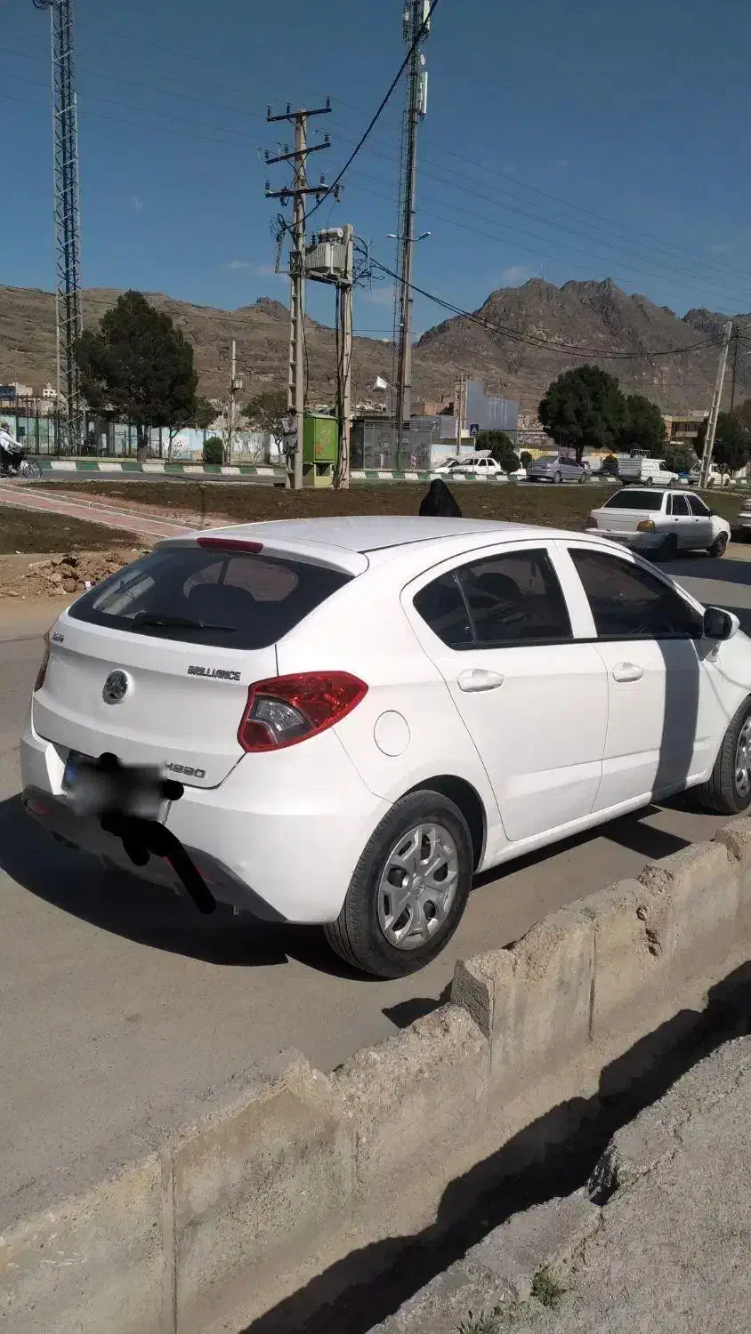 فروش فوری برلیانس ۲۲۰|خودرو سواری و وانت|خرم‌آباد, |دیوار