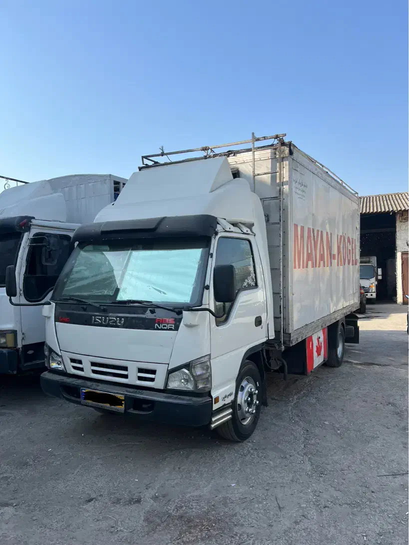 ایسوزو۶تن مدل۱۳۹۰ بدون رنگ موتور پلمپ|خودرو سنگین|گرگان, |دیوار