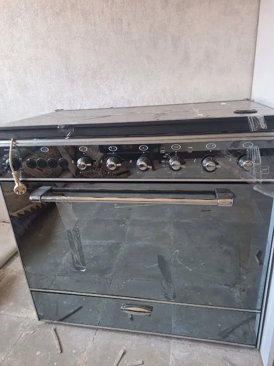 گاز فردار سالم|اجاق گاز و لوازم برقی پخت‌وپز|پرند, فاز ۲|دیوار