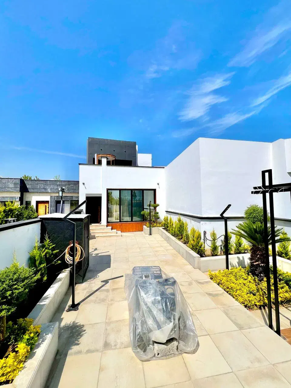 فروش ویلا لوکس زیر قیمت|فروش خانه و ویلا|چمستان, |دیوار