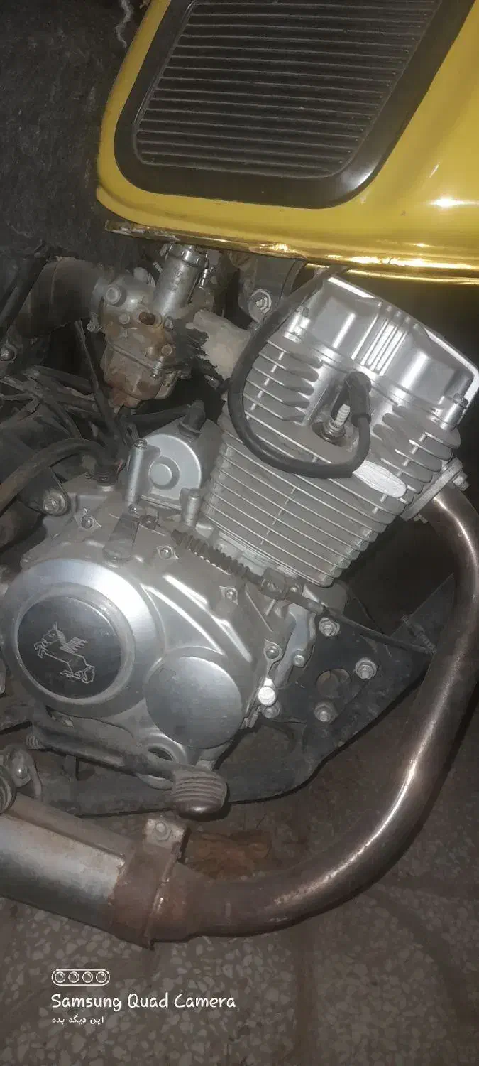 ایژ هوندا|موتورسیکلت|شوسف, |دیوار