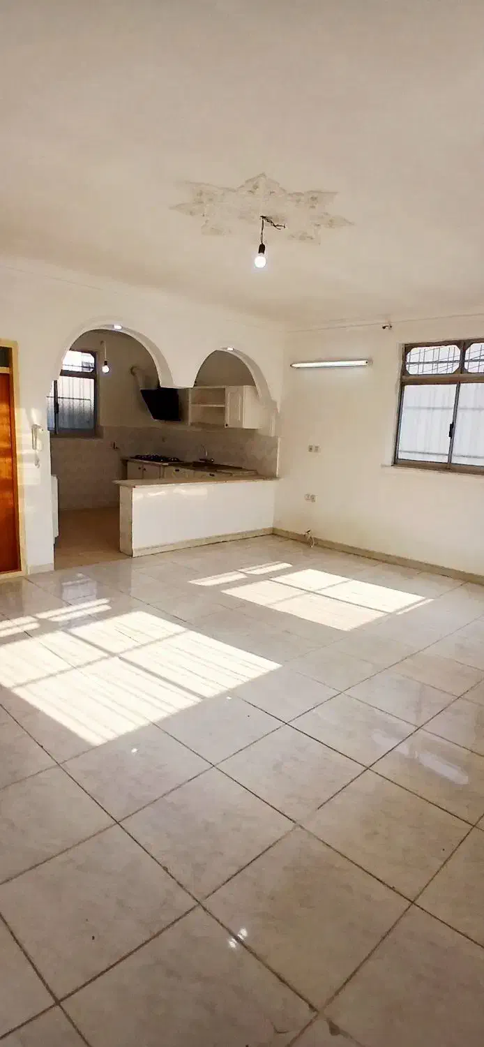 اجاره ویلایی دوبلکس با پارکینگ/طالقانی|اجارهٔ خانه و ویلا|لاهیجان, طالقانی|دیوار