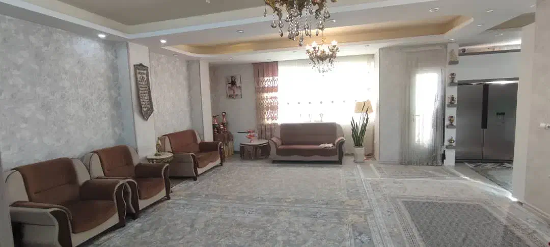 فروش آپارتمان ۱۲۱متر ۳خواب تک واحدی جانبازان کد805|فروش آپارتمان|قزوین, |دیوار