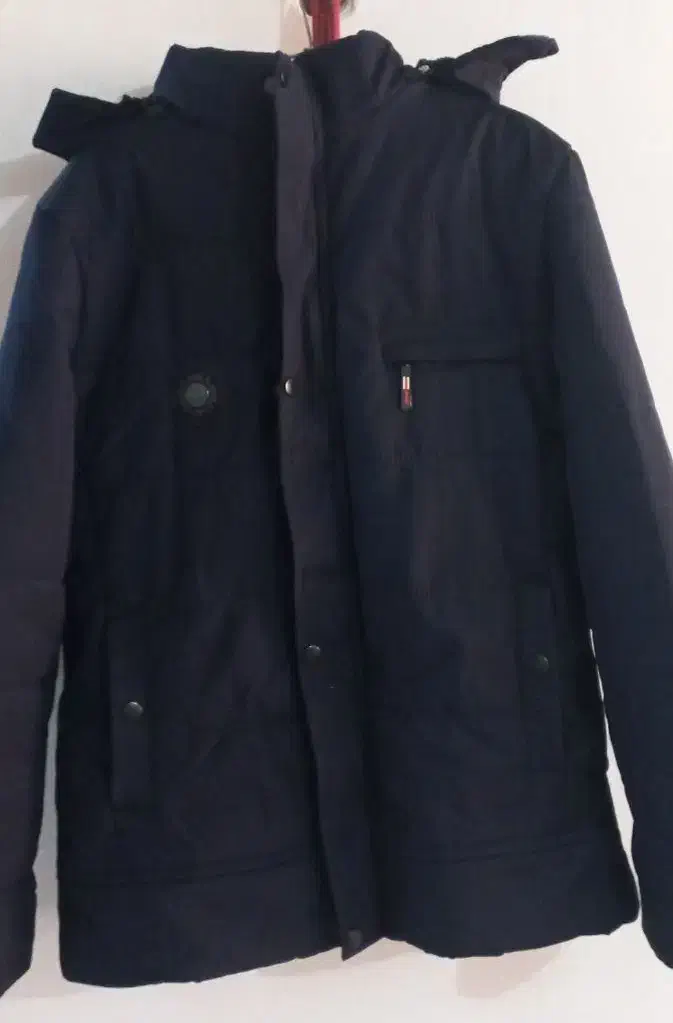 کاپشن|لباس|مبارکه, |دیوار