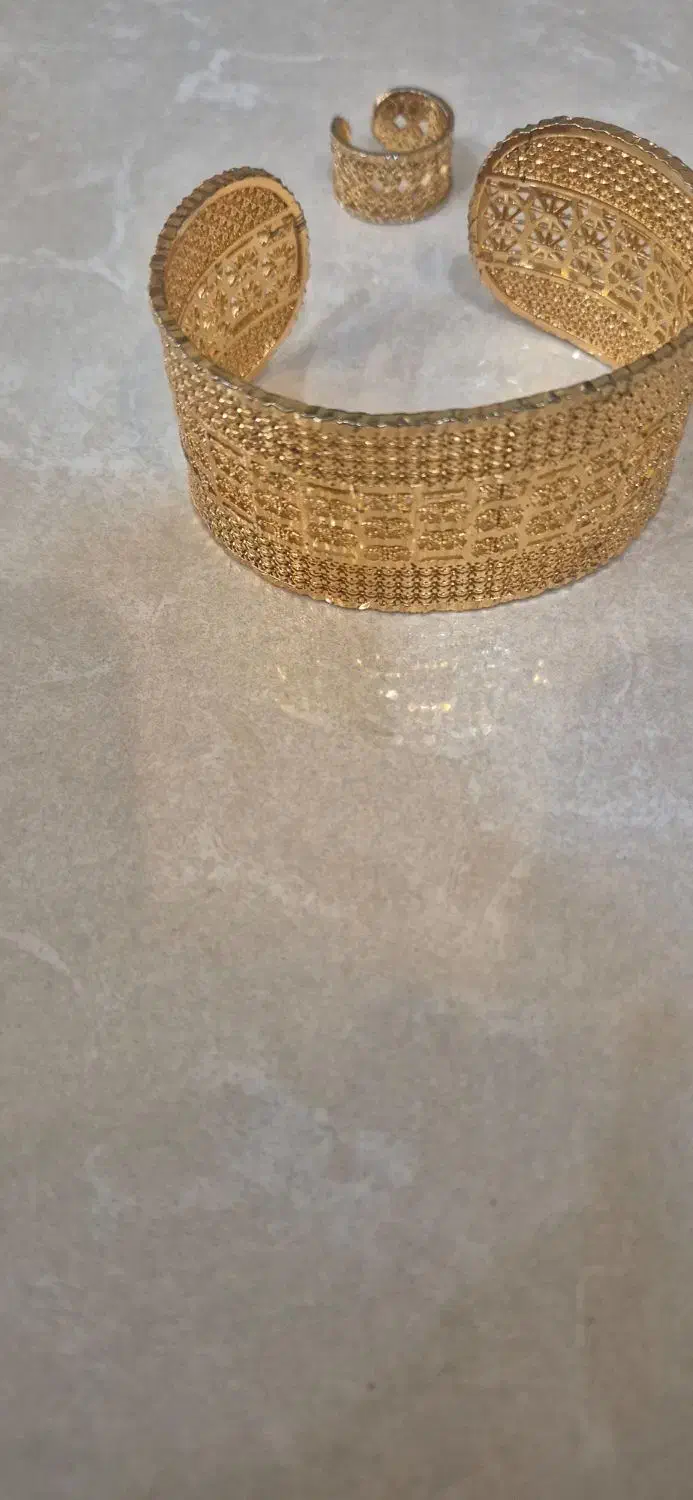 مقداری بدلیجات بفروش می رسد.|بدلیجات|اهواز, بیست متری شهدا|دیوار