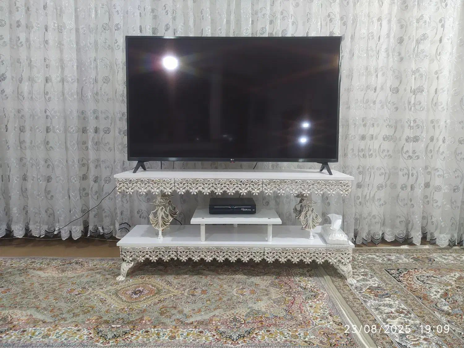 زیر تلویزیونی|میز تلویزیون|دهگلان, |دیوار