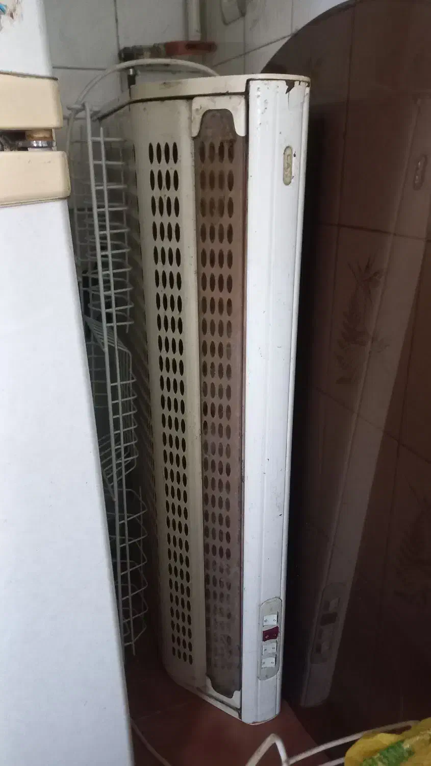 هود|هود|فومن, |دیوار