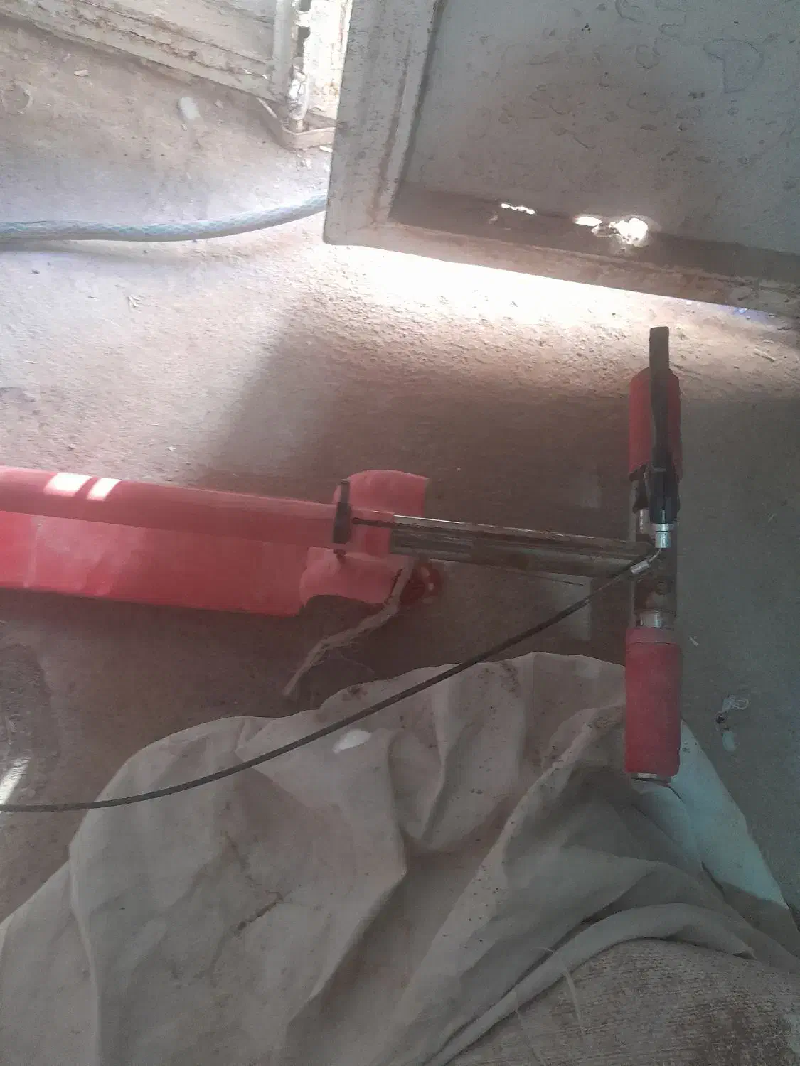 روروک فقط میل لاستیکش گم شده|دوچرخه، اسکیت، اسکوتر|تربت جام, کاریز نو سفلی|دیوار