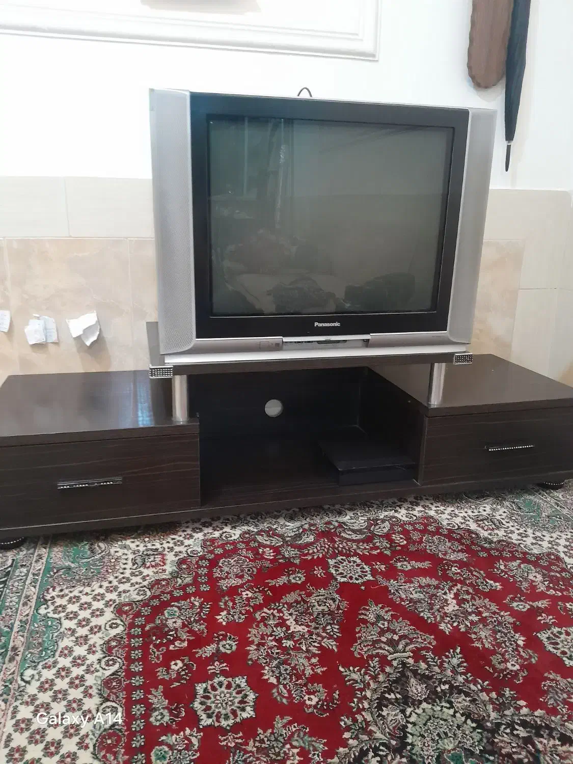 تلوزیون ومیز|تلویزیون و پروژکتور|گرگان, |دیوار