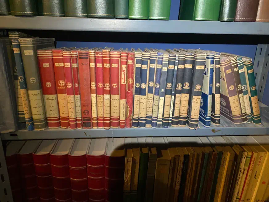 فروش وخرید کتاب قدیمی کتاب نایاب اوراق قدیمی|مجلات|تهران, بلوار کشاورز|دیوار